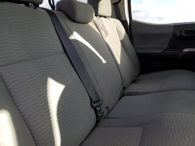 Toyota Tacoma Double Cab Image 12