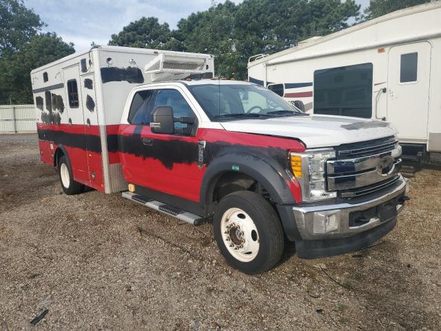 Ford F-550 Super Duty Image 13