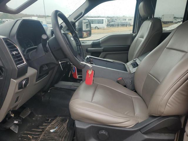 Ford F-550 Super Duty Image 11