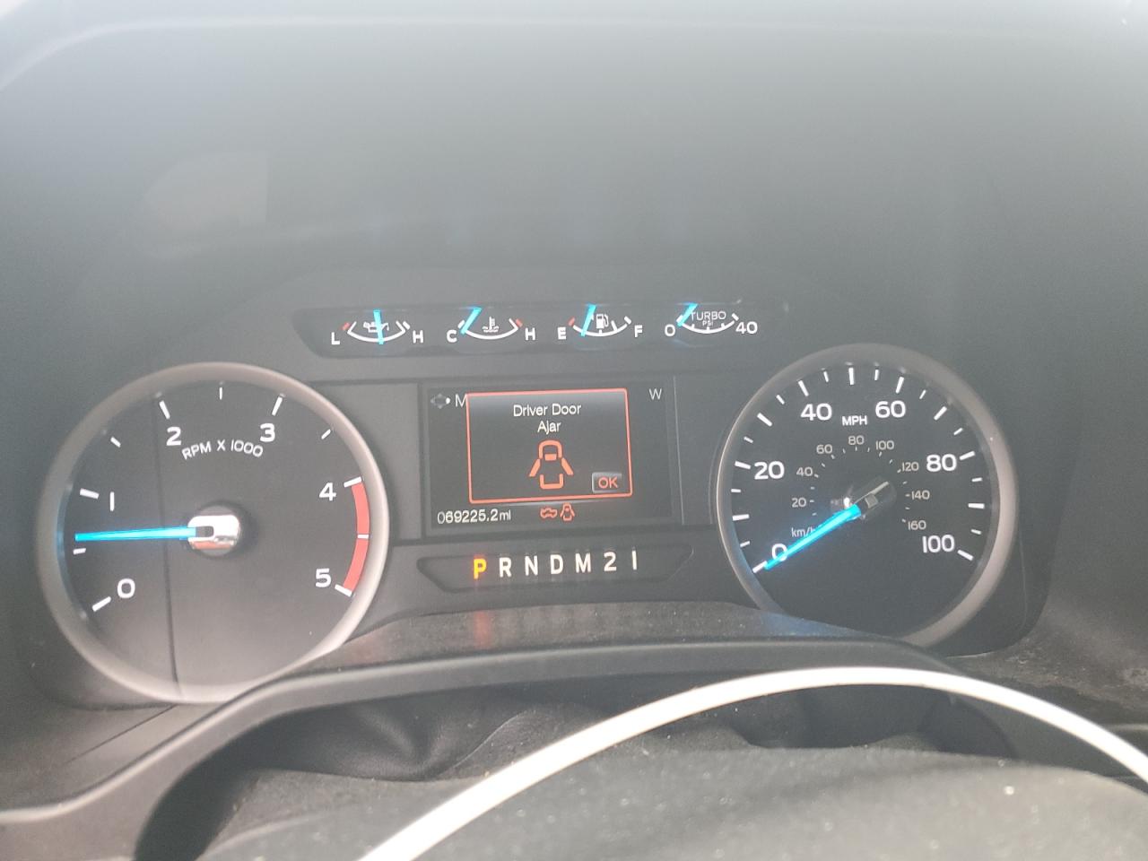 Ford F-550 Super Duty Image 5