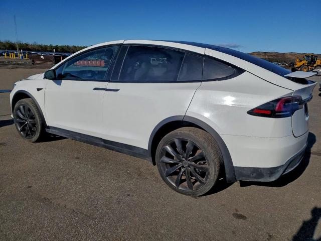 Tesla Model X Image 2