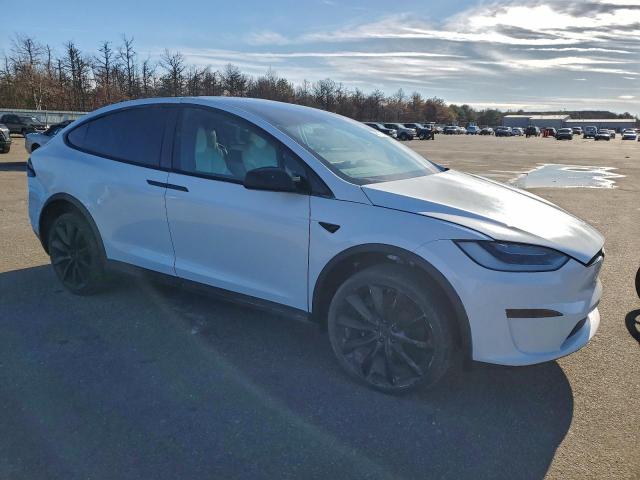 Tesla Model X Image 10