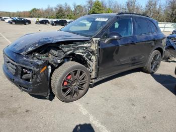 Salvage Porsche Cayenne