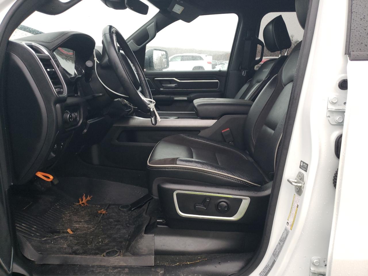 Ram 1500 Laramie Image 2