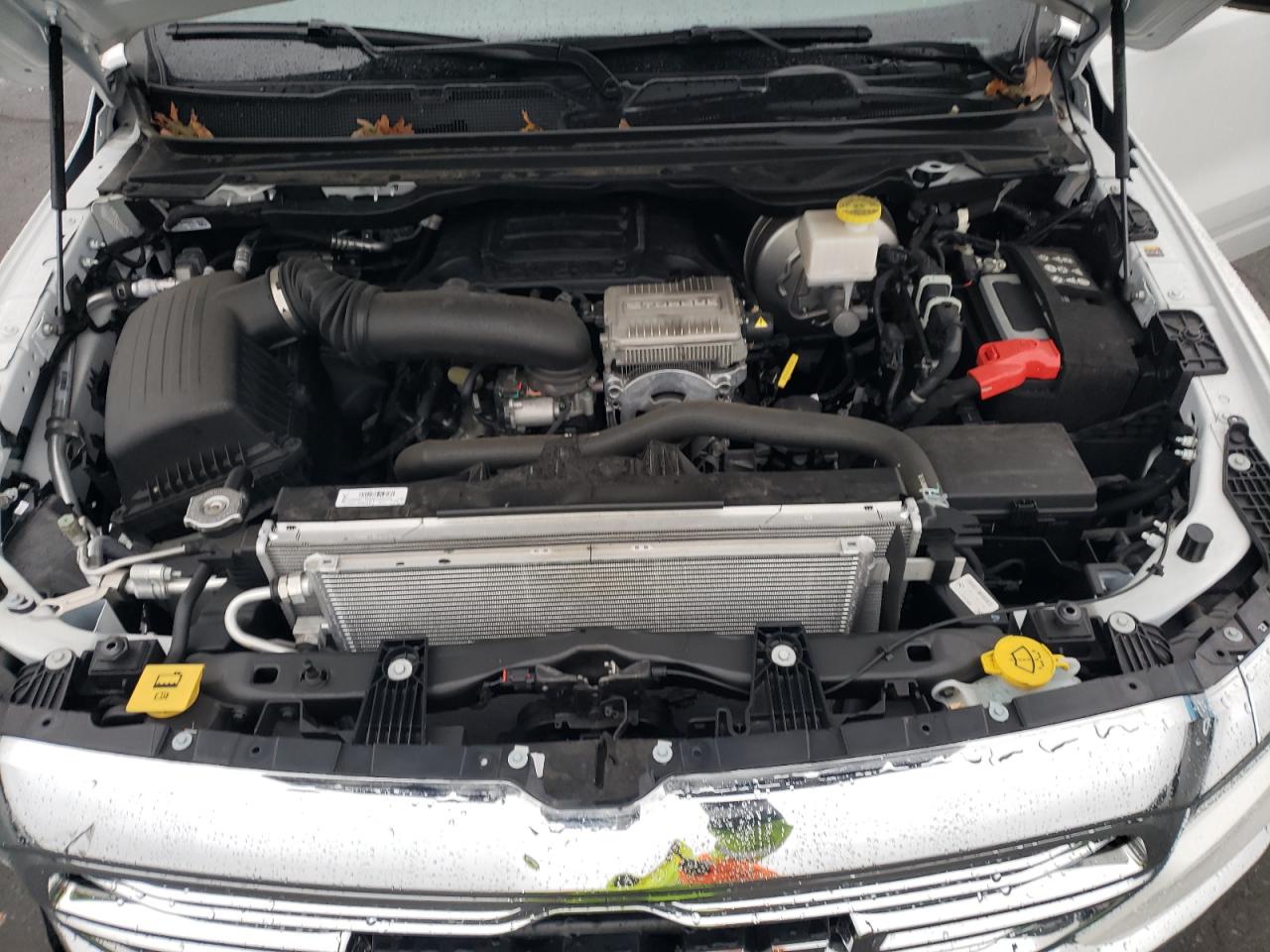 Ram 1500 Laramie Image 3