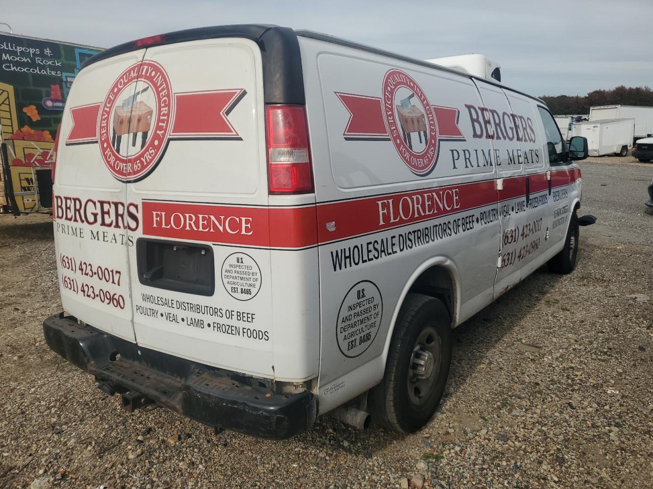 Chevrolet Express Image 4