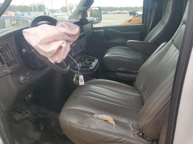 Chevrolet Express Image 3