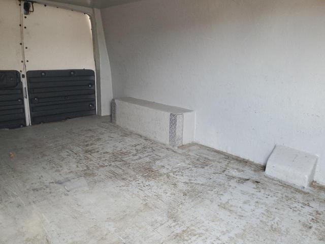 Chevrolet Express Image 11