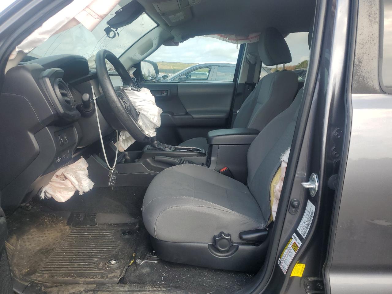 Toyota Tacoma Double Cab Image 9