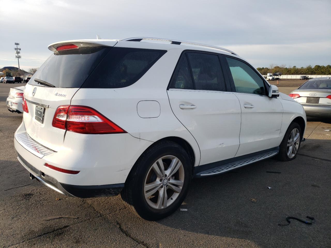 Mercedes-Benz M-Class 350 4matic Image 5