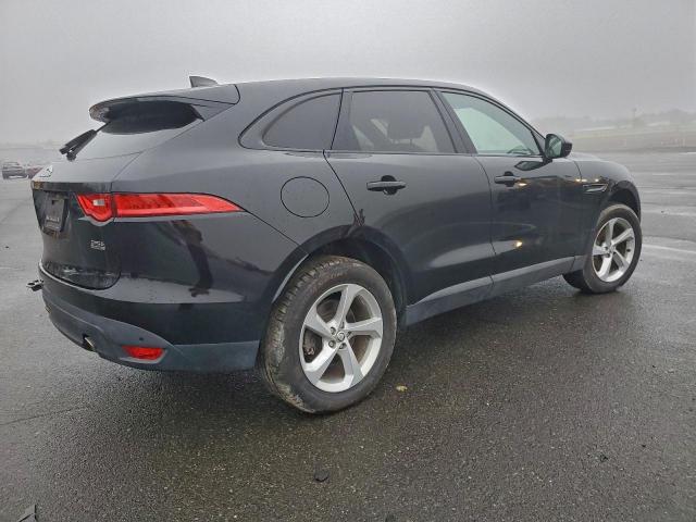 Jaguar F-PACE Premium Image 13