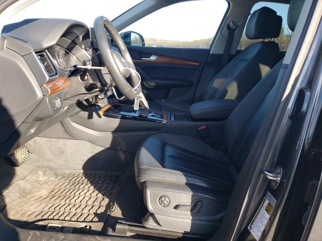 Audi Q5 Premium 45 Image 8