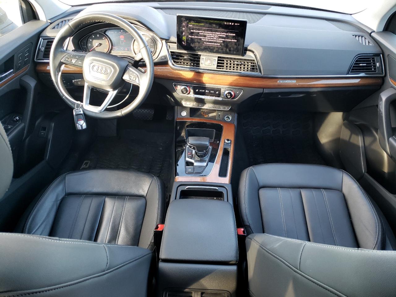 Audi Q5 Premium 45 Image 4