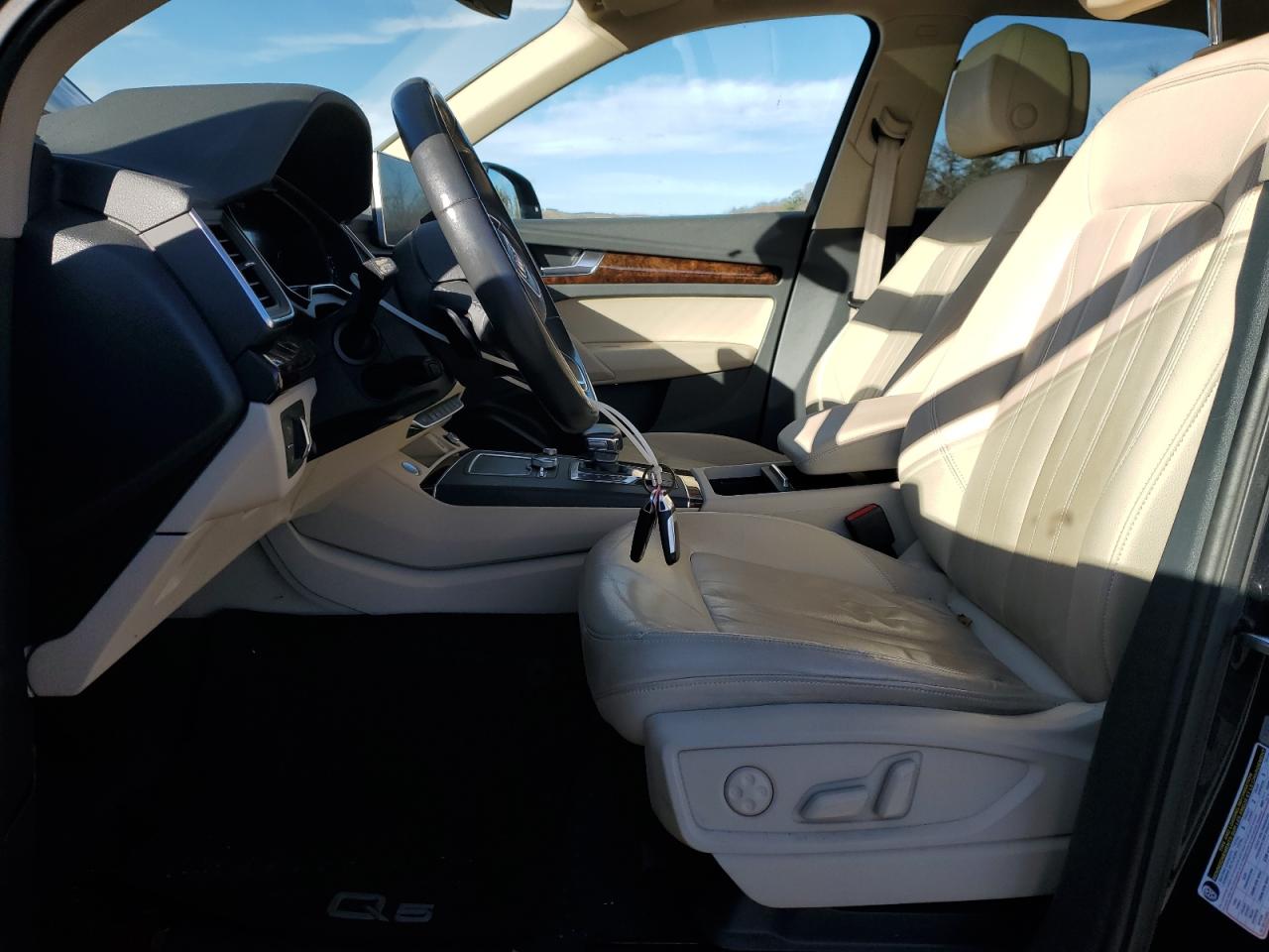 Audi Q5 Premium Plus Image 9