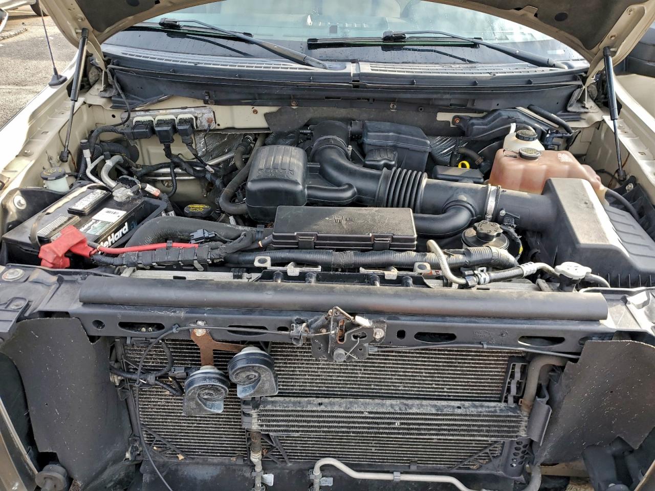 Ford F-150 Super Cab Image 11