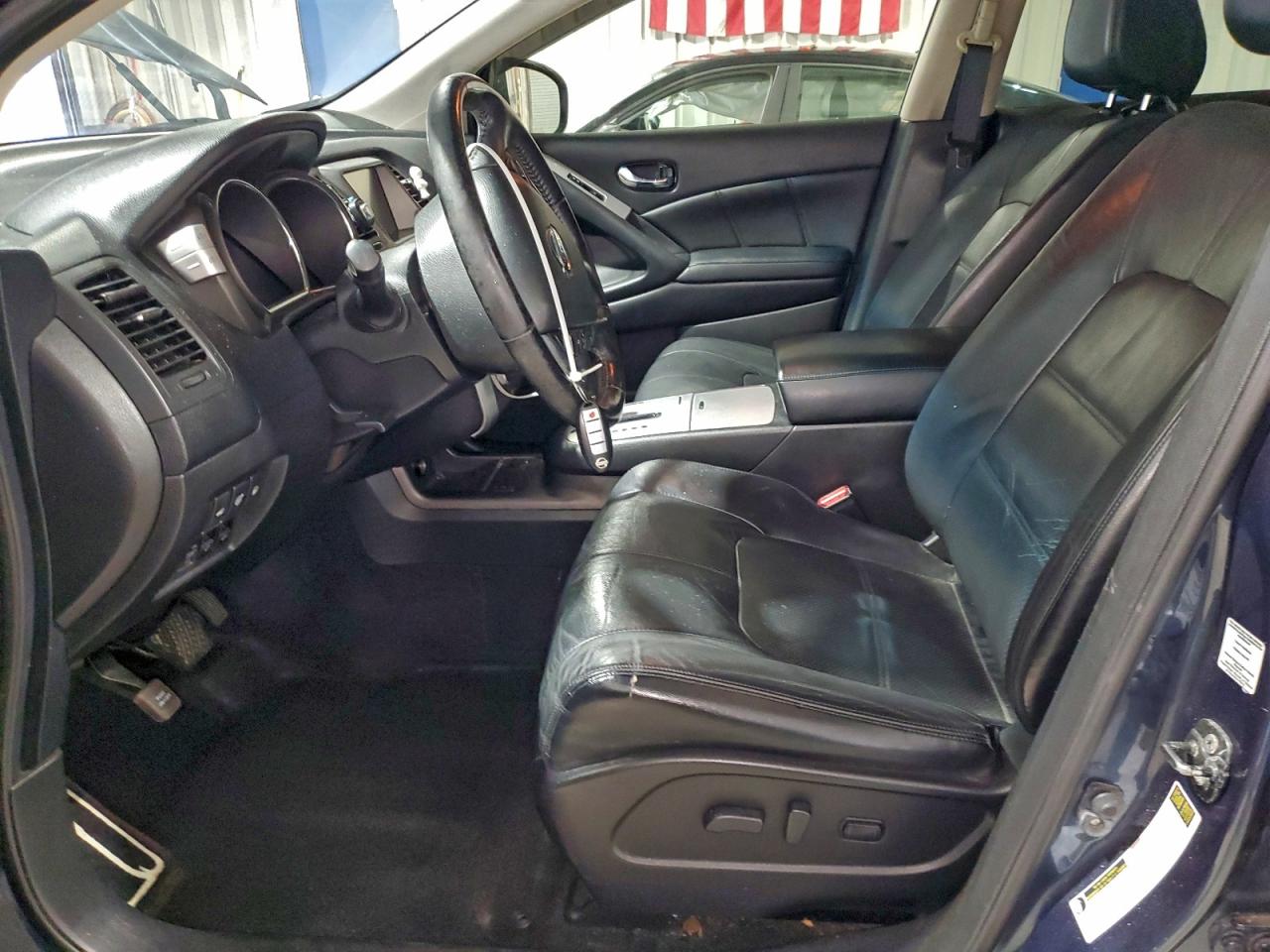 Nissan Murano S Image 4