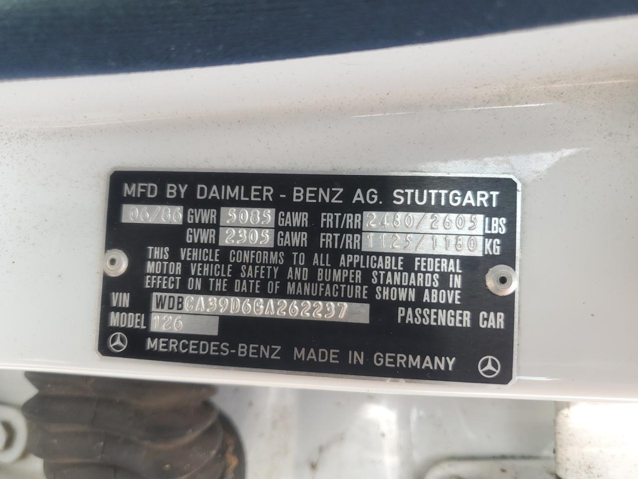 Mercedes-Benz 560-Class Sel Image 10