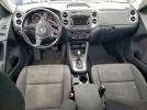 Volkswagen Tiguan S Image 2