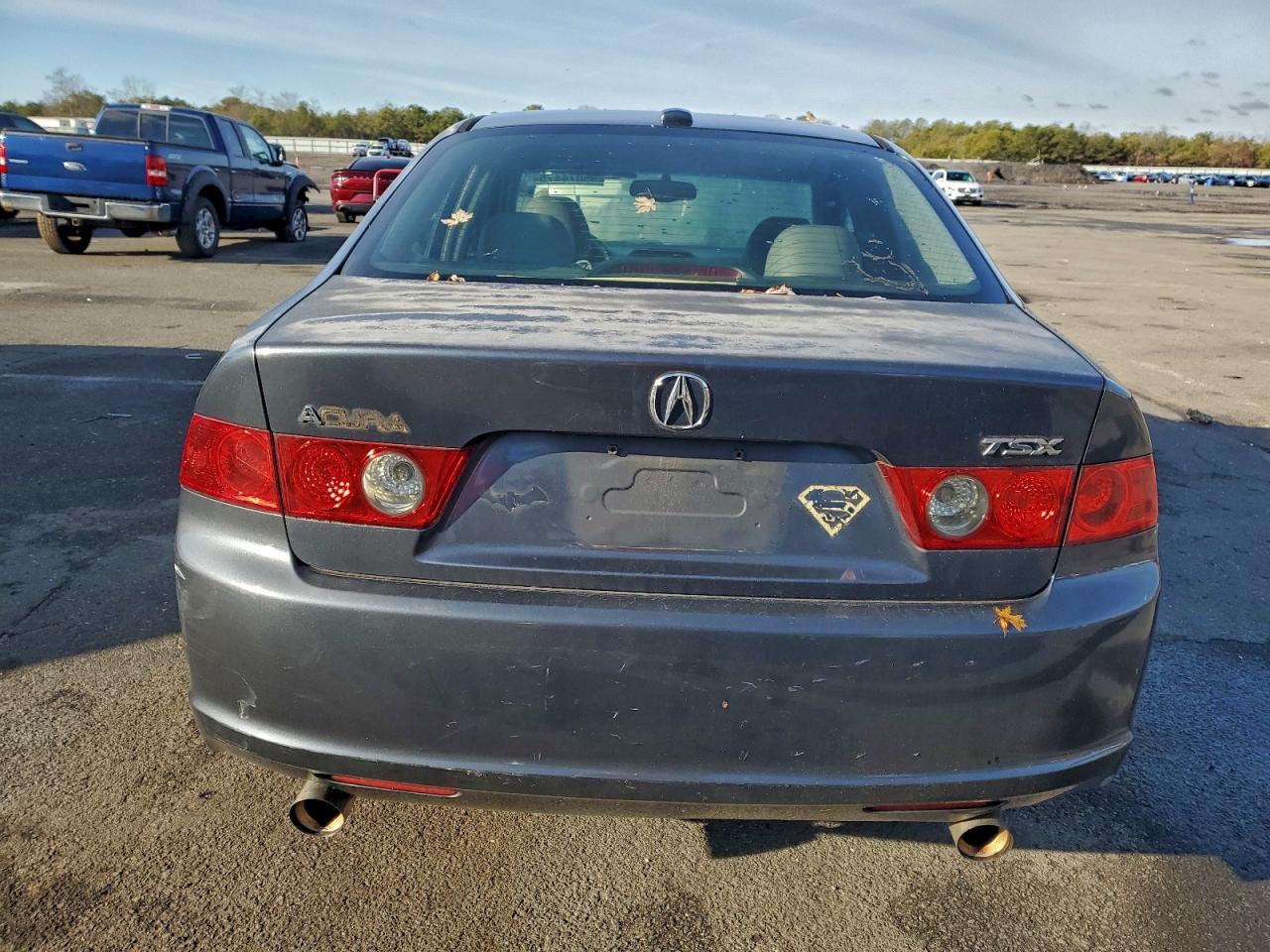 Acura TSX Image 8