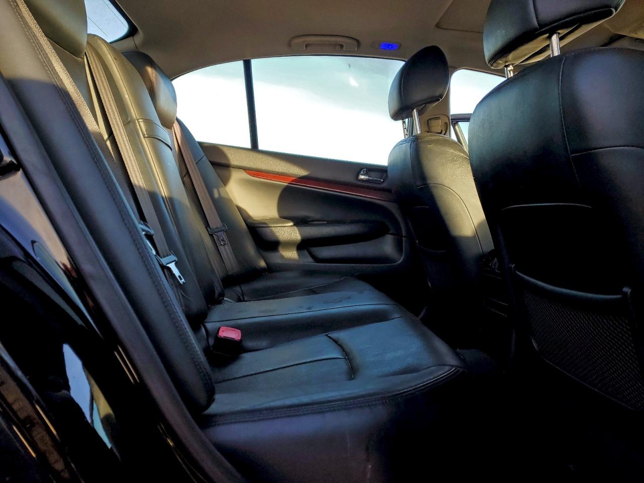 INFINITI G35 Image 12