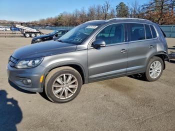  Salvage Volkswagen Tiguan