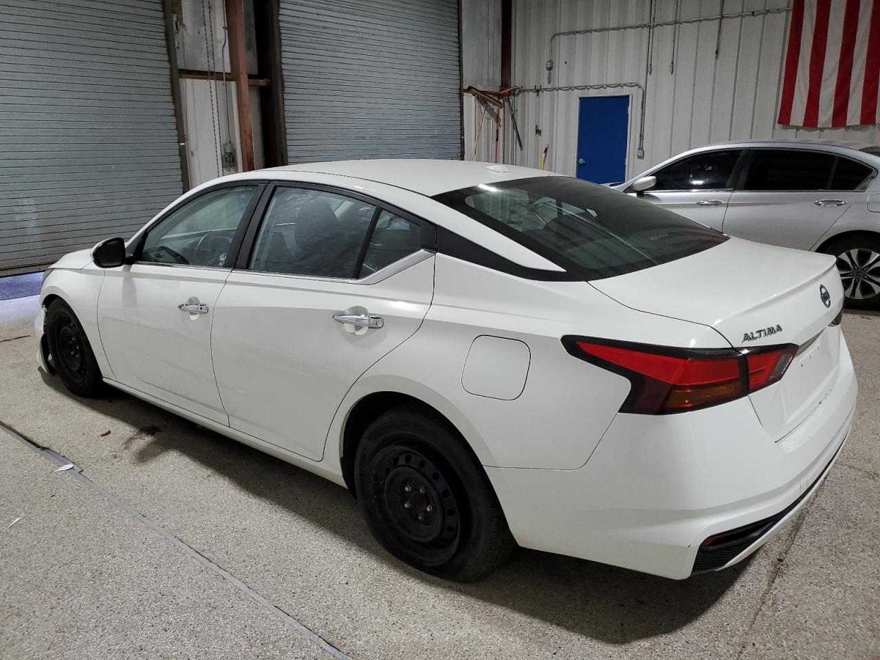 Nissan Altima S Image 3