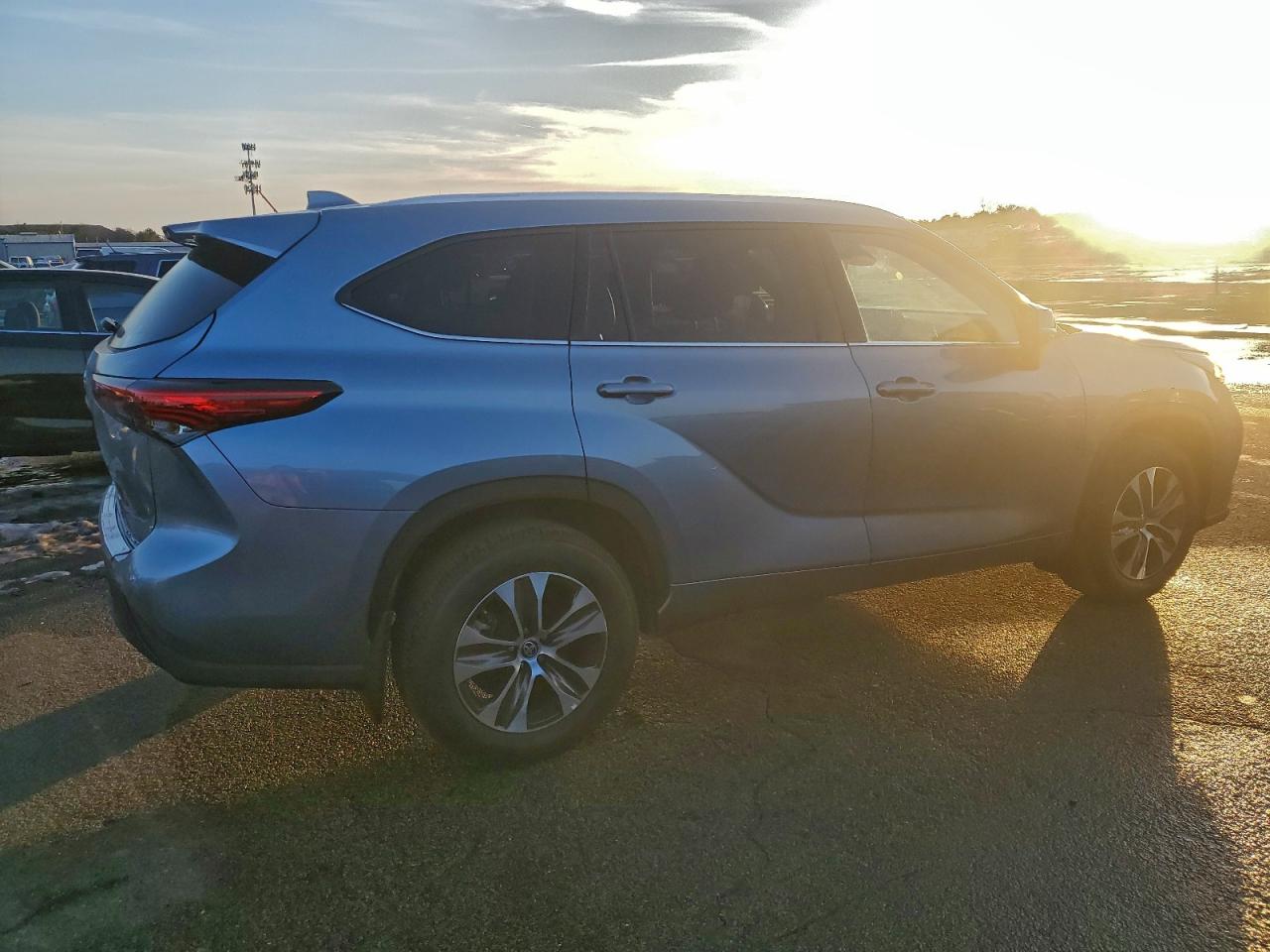 Toyota Highlander Xle Image 12