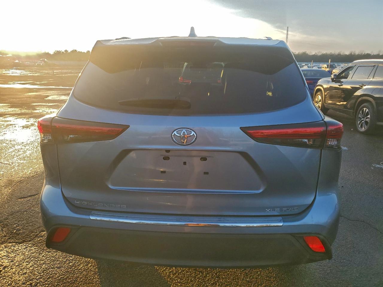 Toyota Highlander Xle Image 4