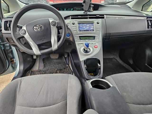 Toyota Prius Image 6