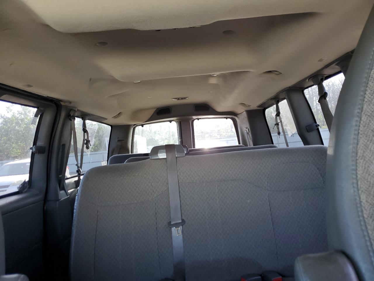 Chevrolet Express Lt Image 11