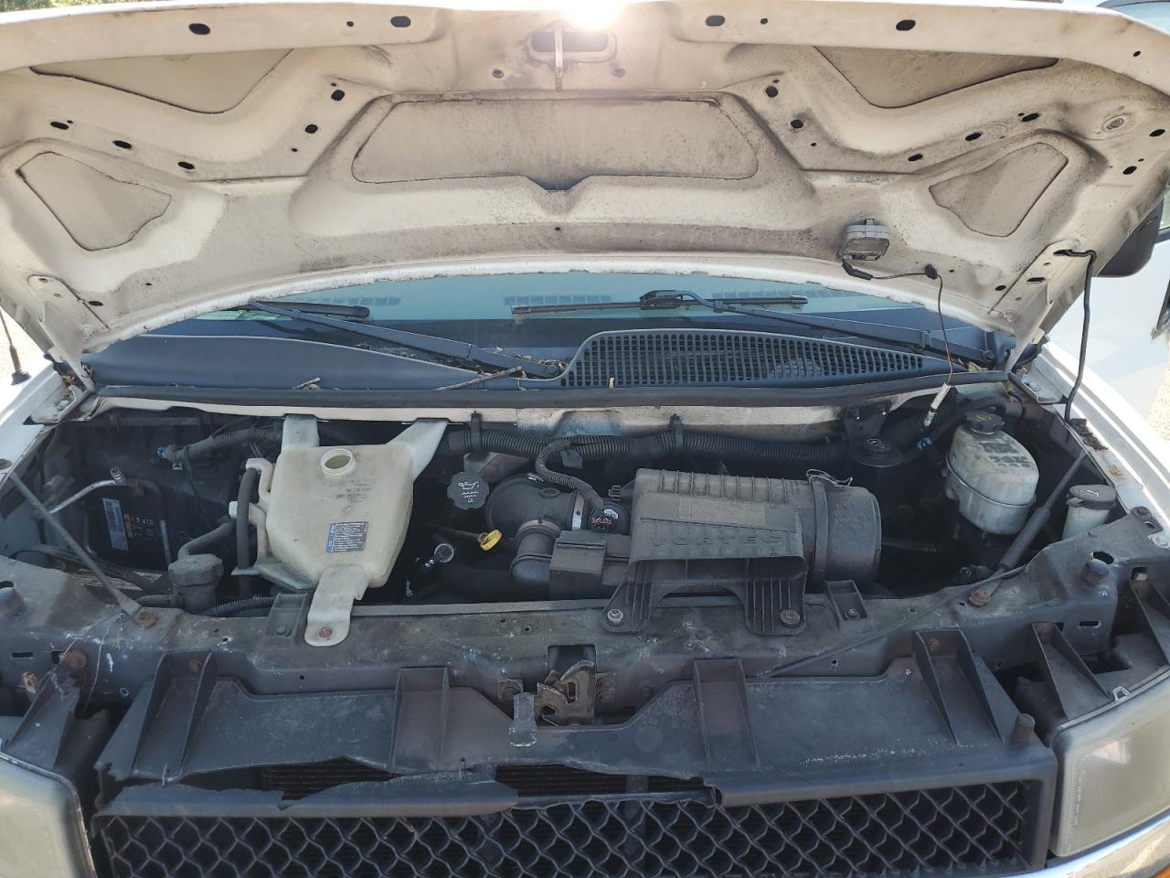 Chevrolet Express Lt Image 12