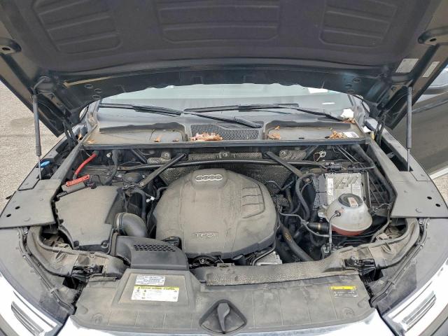 Audi Q5 Premium Image 13