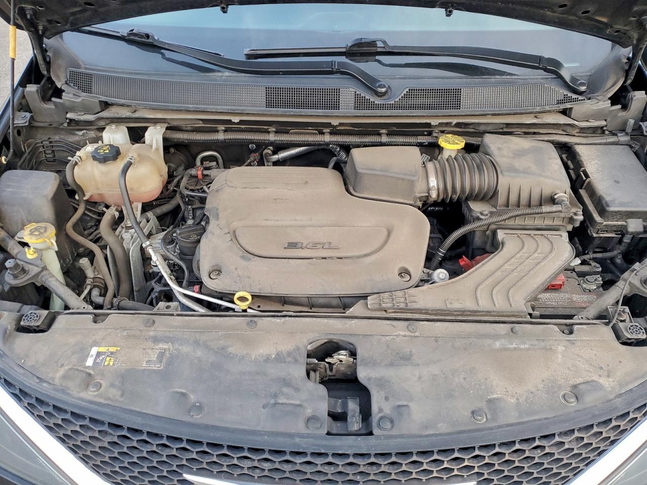 Chrysler Minivan Lxi Image 10