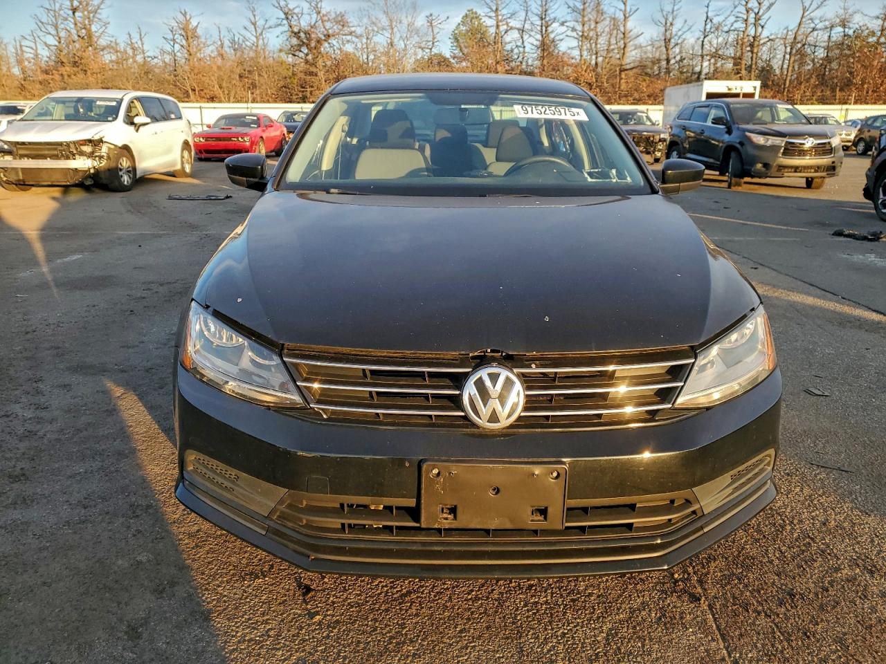 Volkswagen Jetta S Image 8