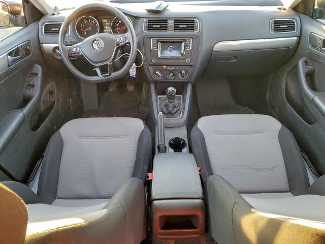 Volkswagen Jetta S Image 6