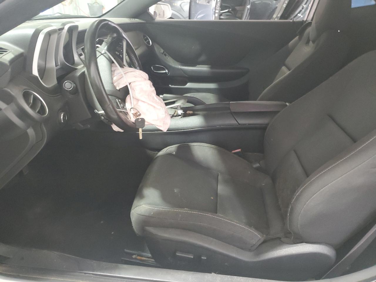 Chevrolet Camaro Lt Image 8