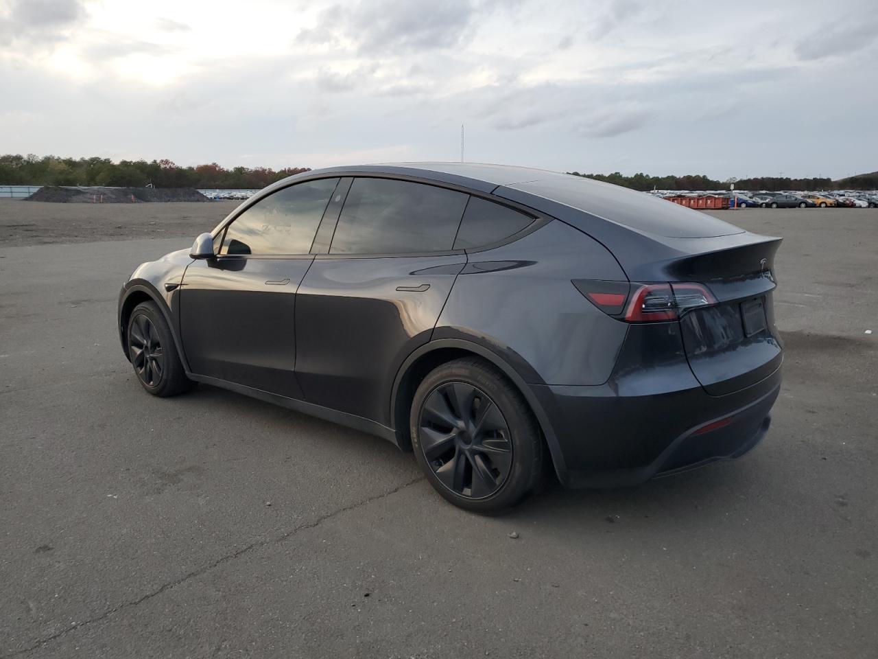 Tesla Model Y Image 8