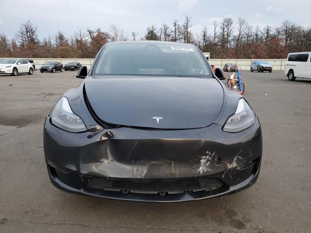 Tesla Model Y Image 4