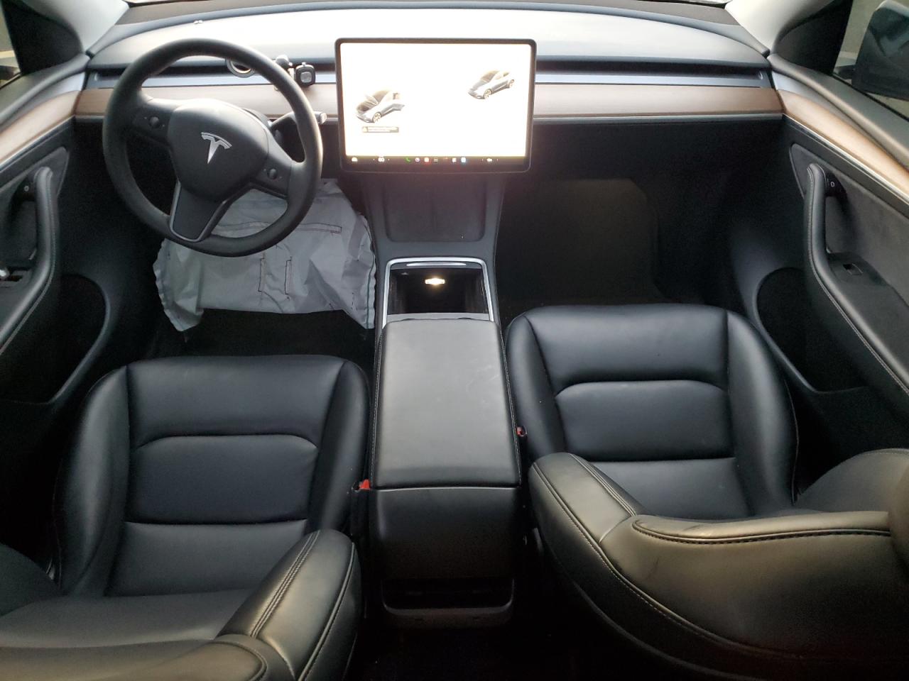 Tesla Model Y Image 6