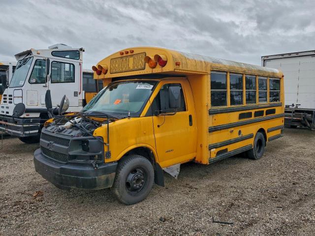 Thomas School Bus G4500 Image 2