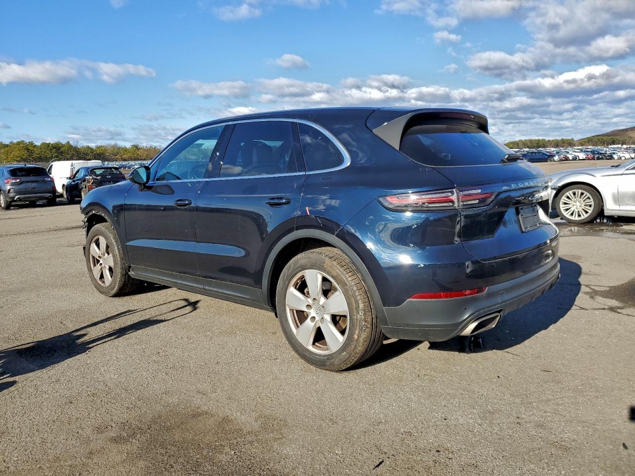 Porsche Cayenne Image 7