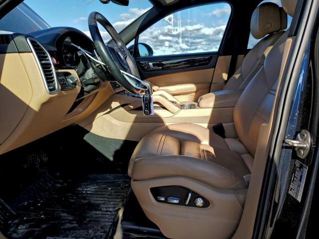 Porsche Cayenne Image 3