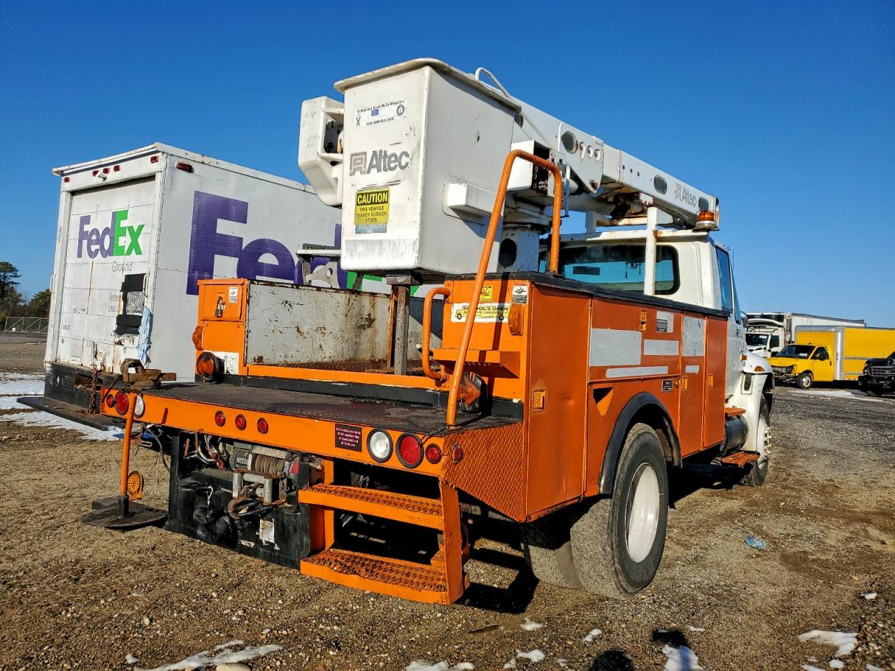 International 4300 4300 Image 13