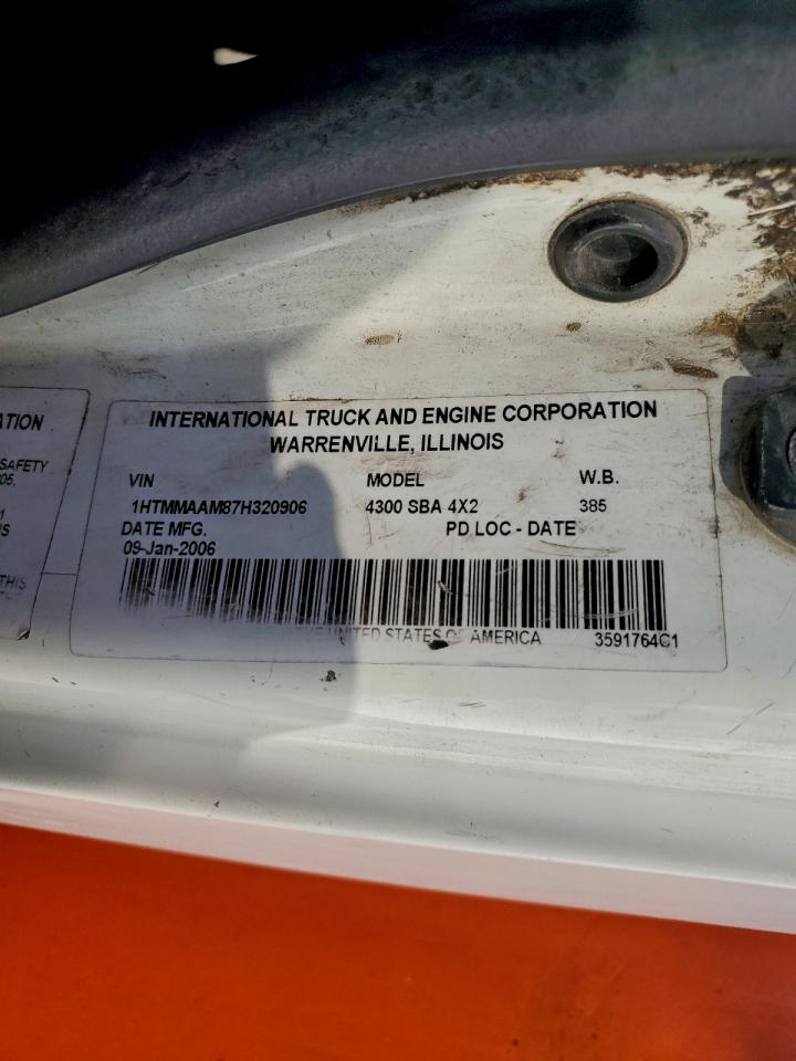 International 4300 4300 Image 6