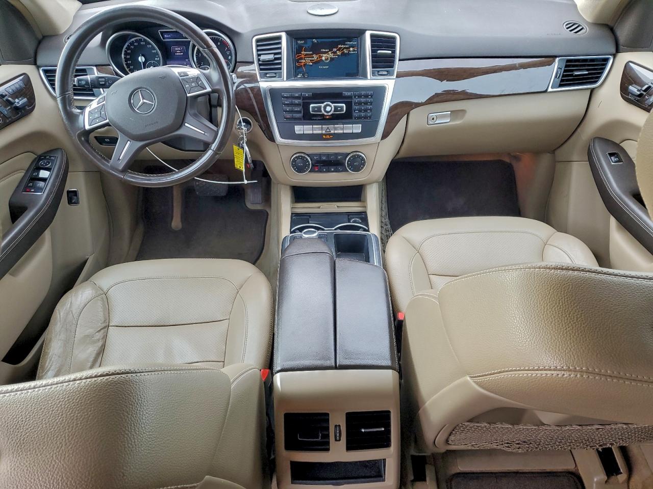 Mercedes-Benz M-Class 350 4matic Image 11