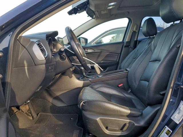 Mazda 3 Grand Touring Image 6