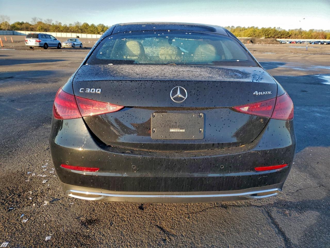 Mercedes-Benz C-Class 300 4matic Image 12