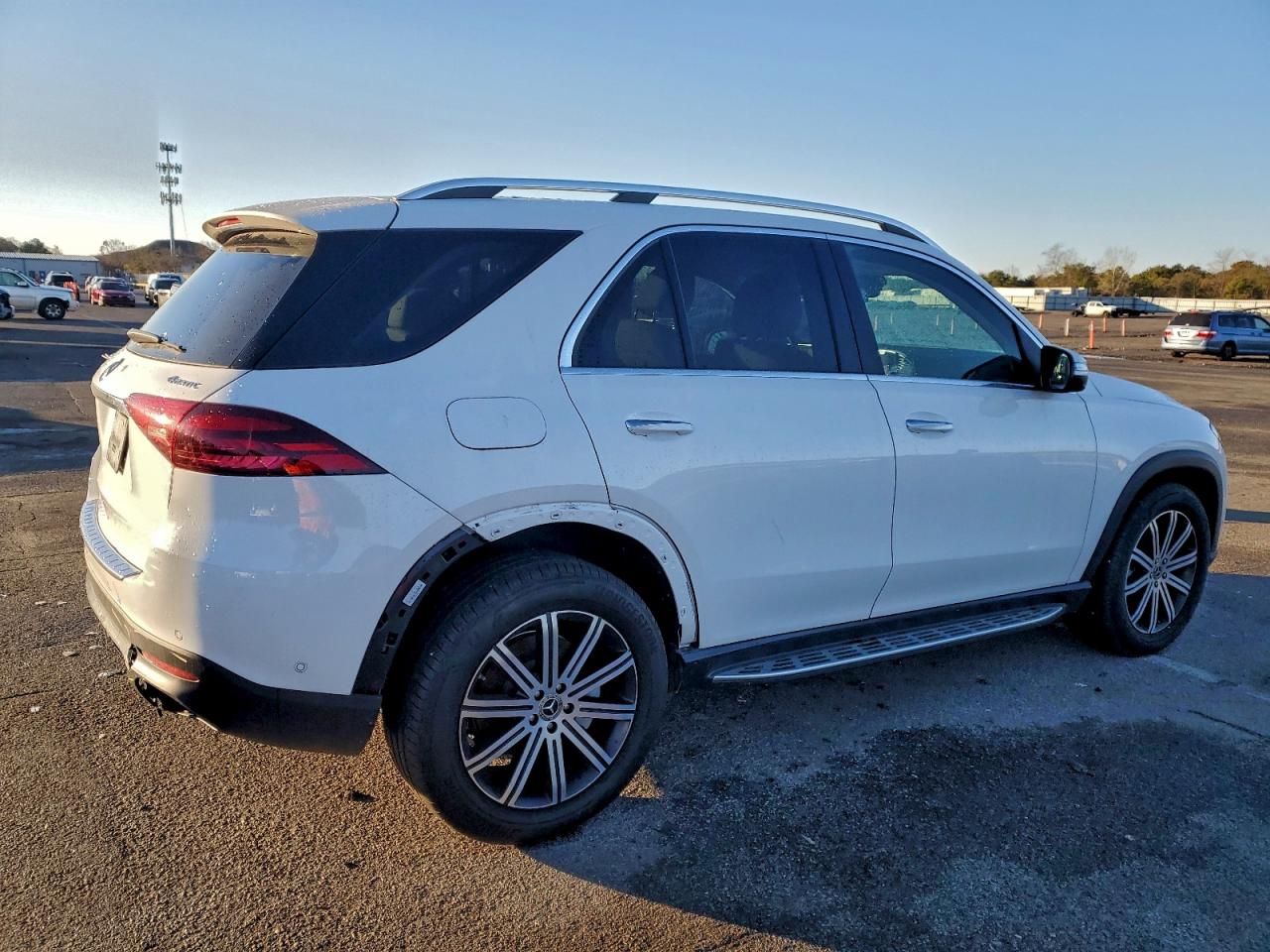 Mercedes-Benz GLE 450e 4matic Image 11