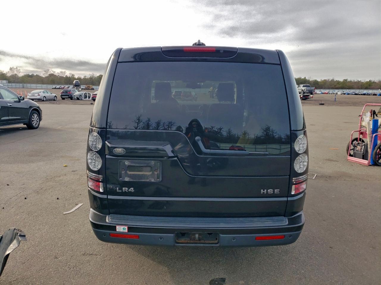 Land Rover LR4 Hse Image 9