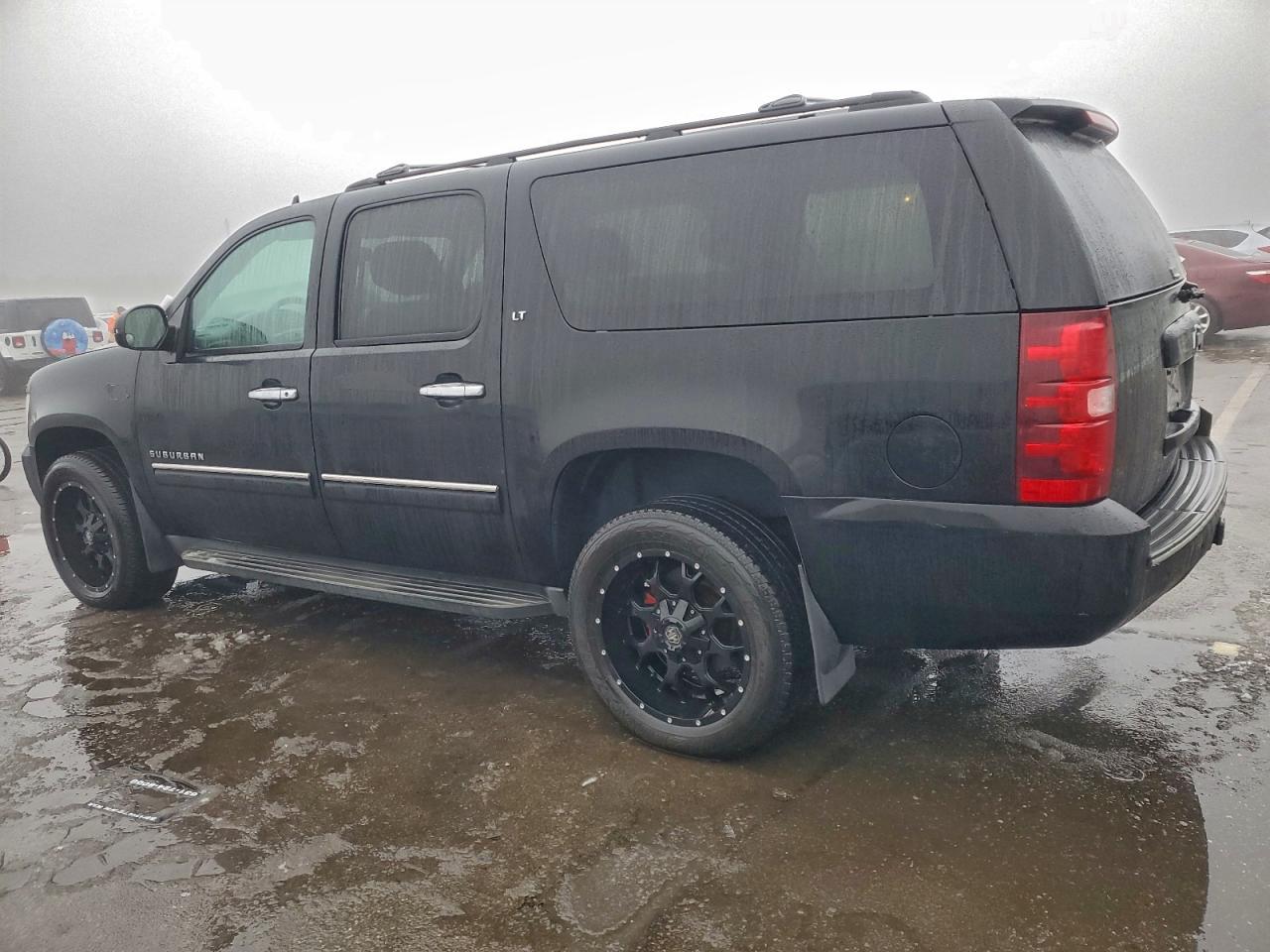 Chevrolet Suburban K1500 Lt Image 10